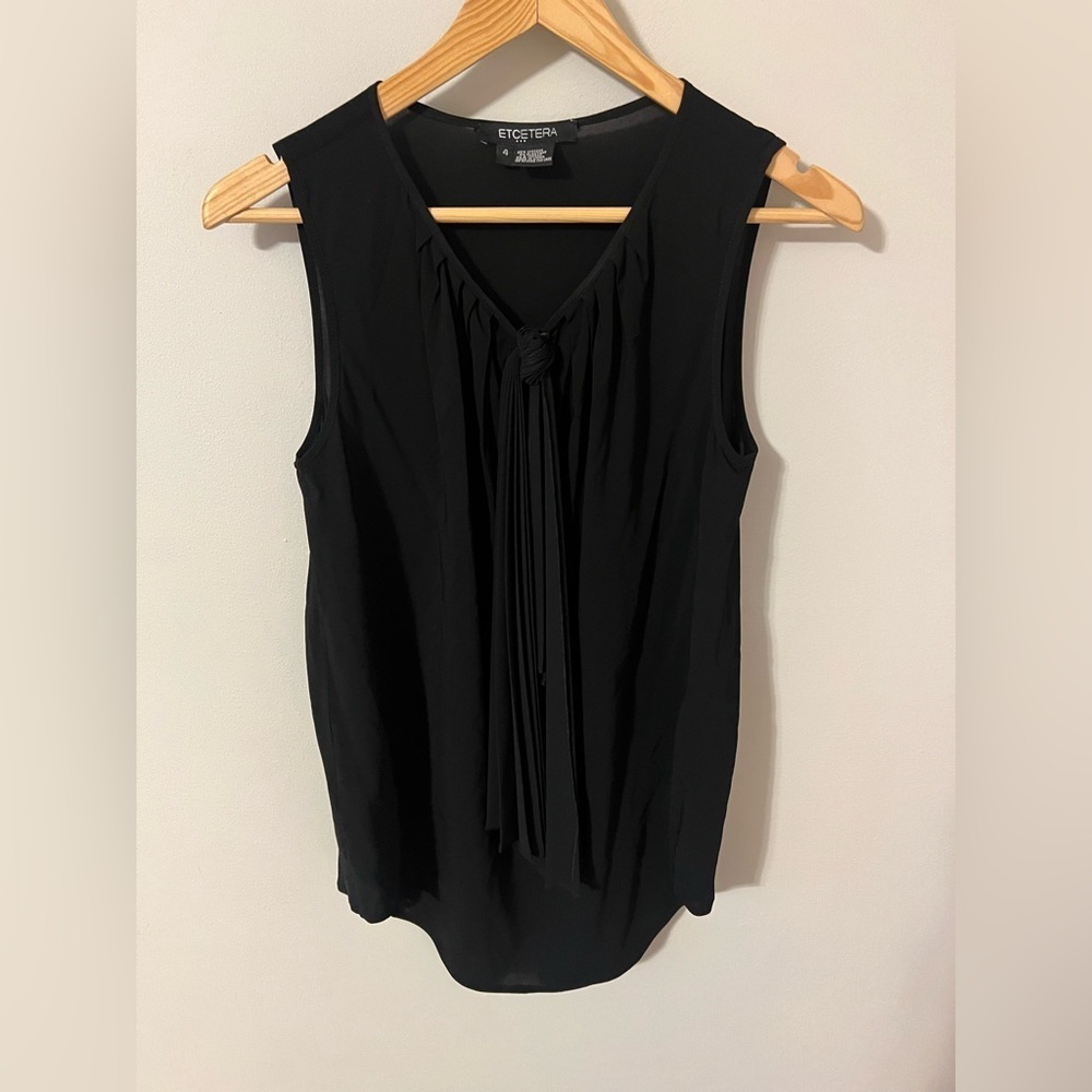 Etcetera Black Ribbon Bow Front Tie Black Tank Size 4
